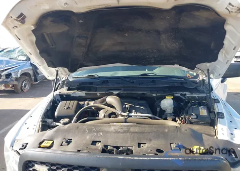 2019 Ram 1500 Classic Tradesman 4X4 6'4 Box z USA, uszkodzony, nr VIN 1C6RR7ST0KS672054